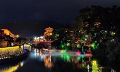 延续上千年持续修建的莫高窟中留存服饰